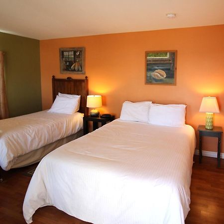 Seawind Landing Country Inn Larry's River Екстериор снимка