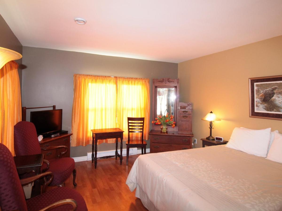 Seawind Landing Country Inn Larry's River Екстериор снимка