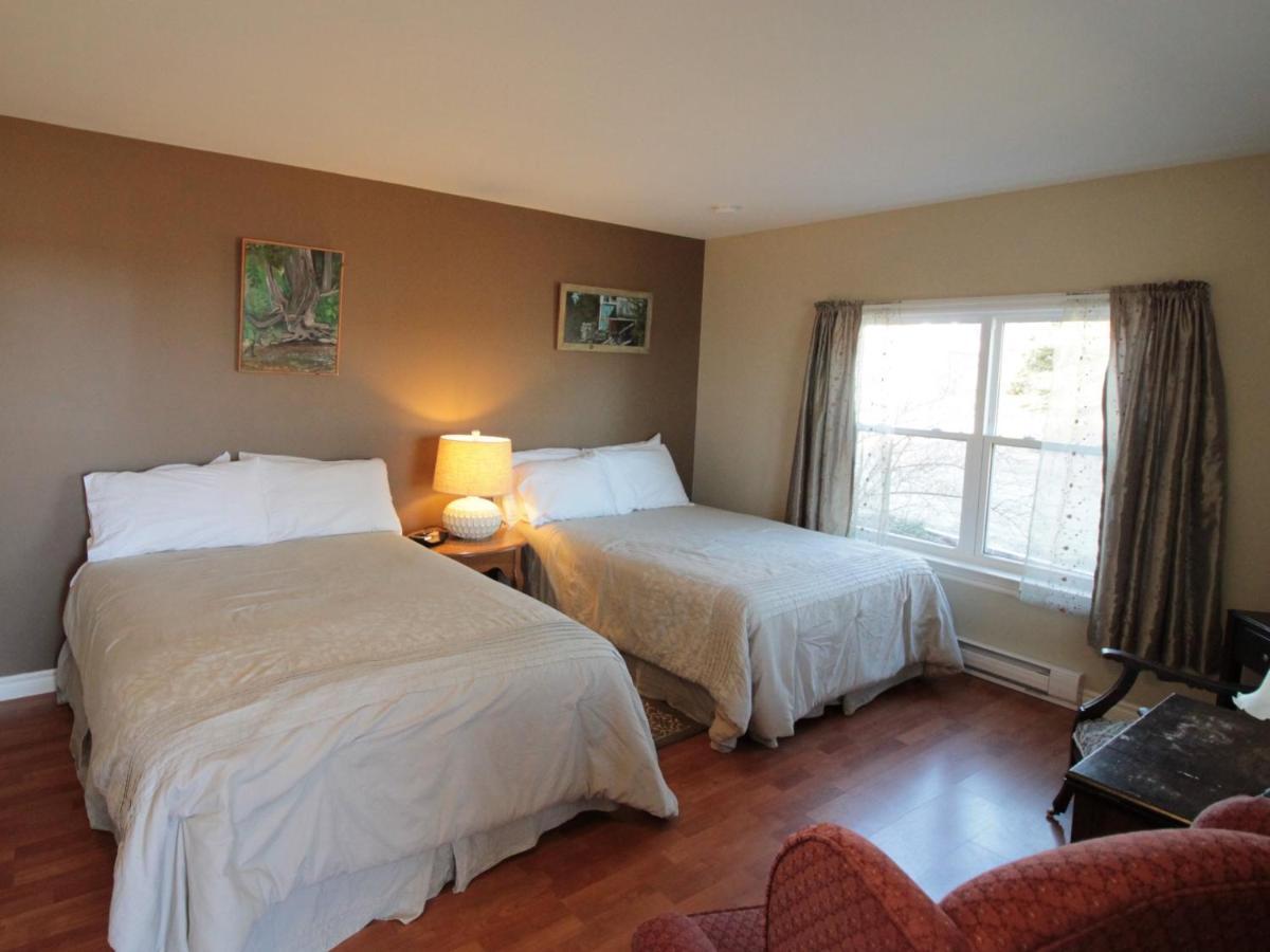 Seawind Landing Country Inn Larry's River Екстериор снимка