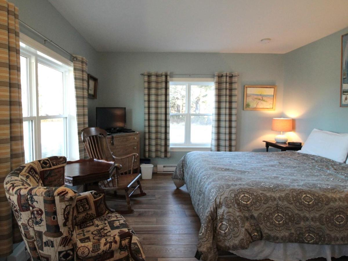 Seawind Landing Country Inn Larry's River Екстериор снимка