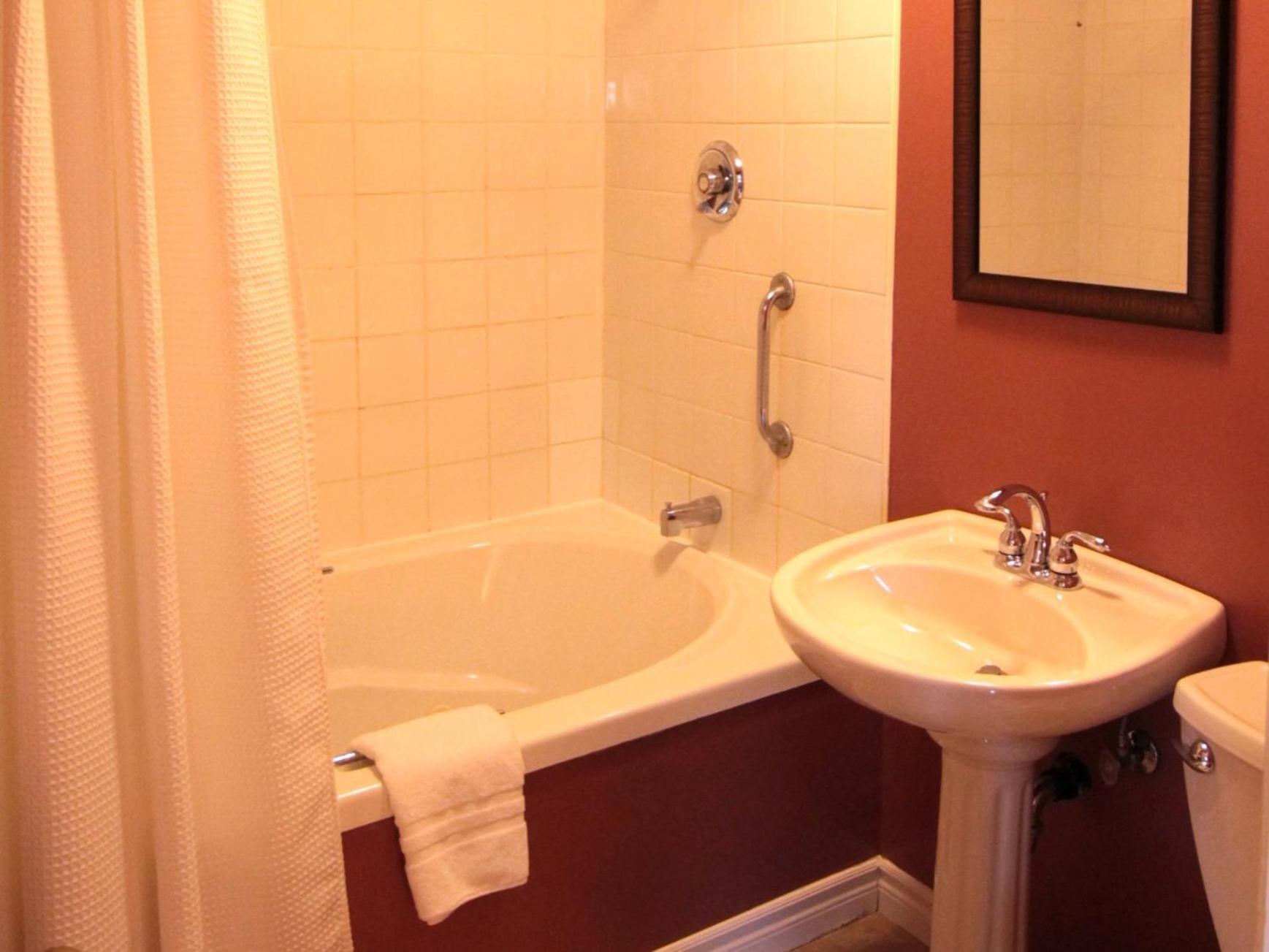 Seawind Landing Country Inn Larry's River Екстериор снимка